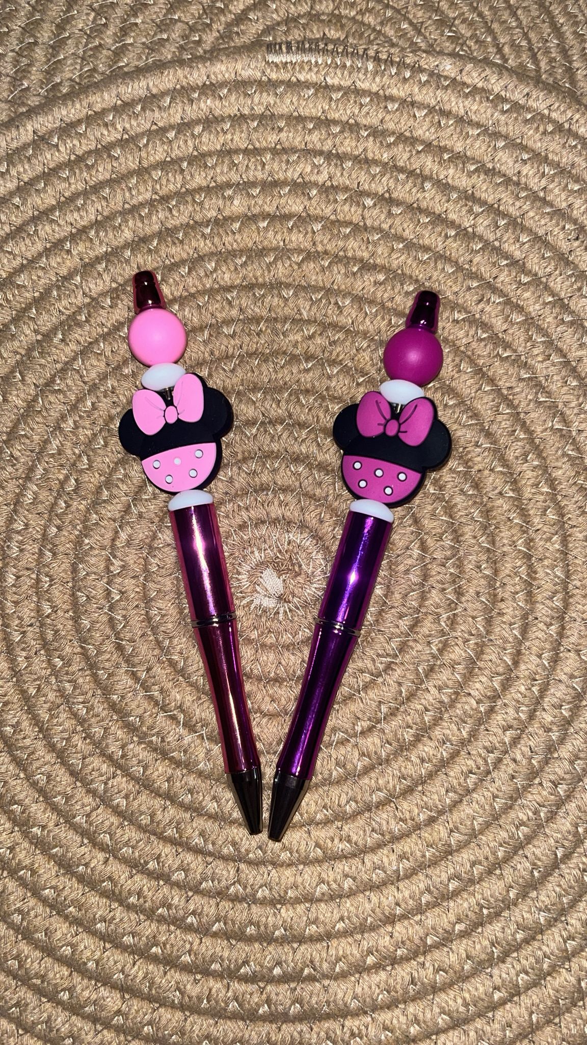 Bolígrafo con abalorio personalizado